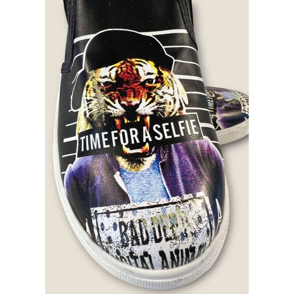 Tissaia Slip-On Shoes With Tiger Graphic "Time For A Selfie" Size 37/6.5 - Picture 7 of 7
